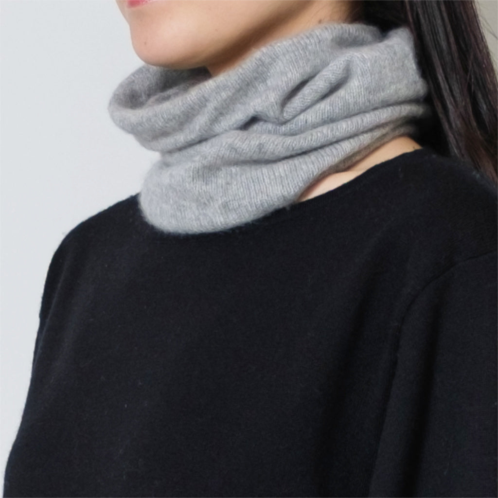 F-I-Y Cashmere Lightweight Neck Warmer
