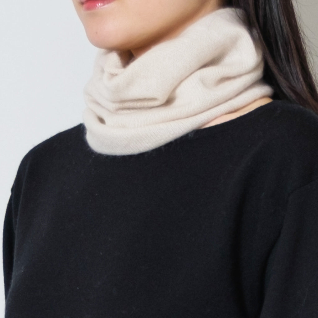 F-I-Y Cashmere Lightweight Neck Warmer